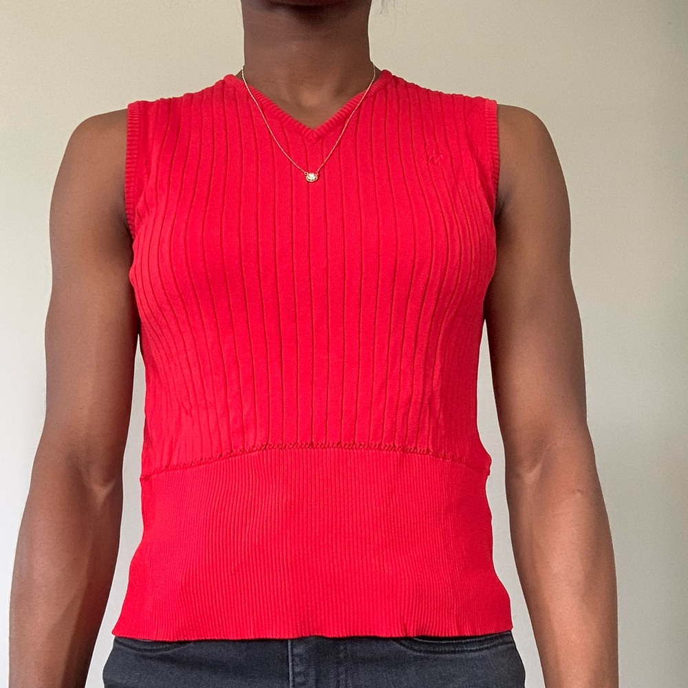 Red ribbed polo top